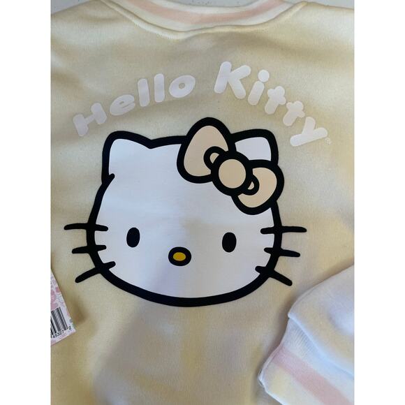 New with tags! Girls Hello Kitty size 4 bomber jacket - Picture 4 of 11